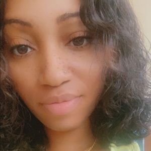 Meet your Posher, Tiera